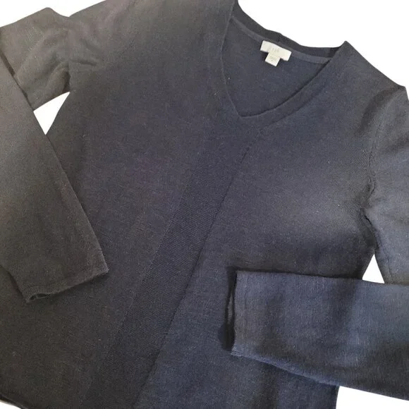 J.JILL Classic Navy V-Neck Lightweight Knit Sweater - Picture 12 of 13